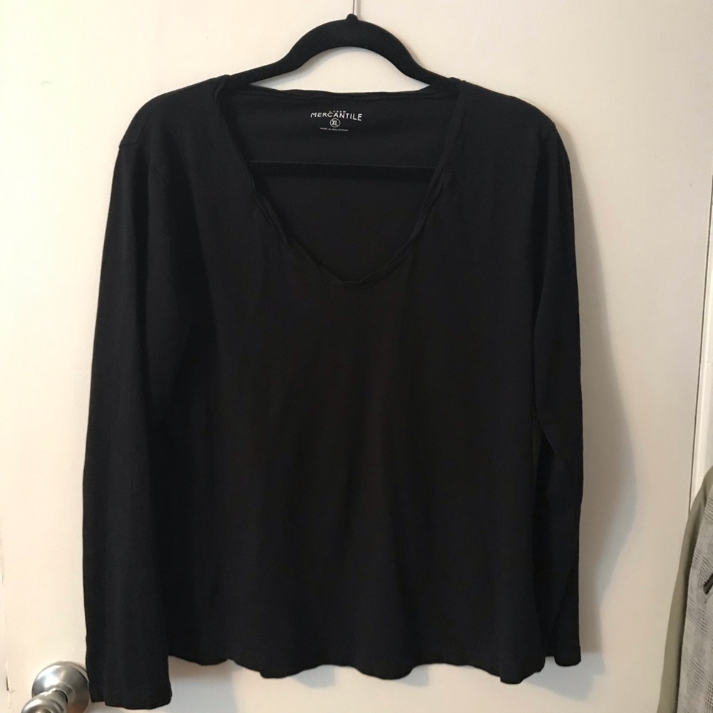 Black long sleeve shirt💘